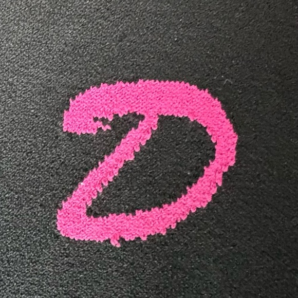 525 America Y2K Hot Pink & Black ‘D’ Monogram Silk Top Preppy Tenniscore It Girl - Picture 2 of 12